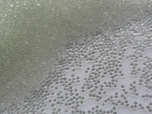 道路標(biāo)線(xiàn)鍍膜玻璃微珠